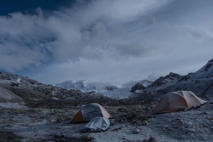 Campamento en la cordillera del Vilcanota - autor: E. Steigerwald